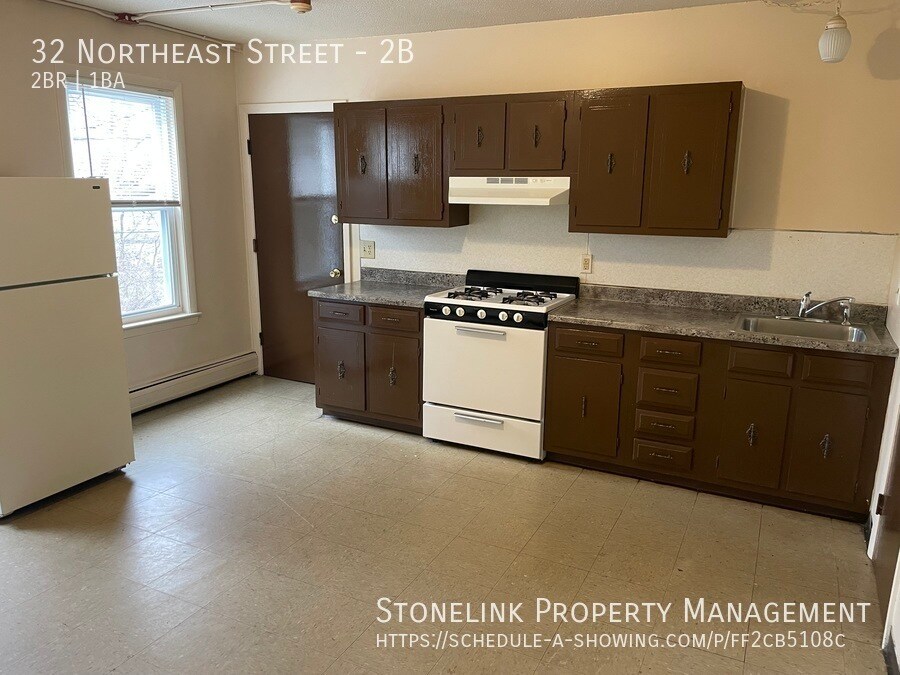 32 Northeast Street Apartment for Rent in Woonsocket, RI