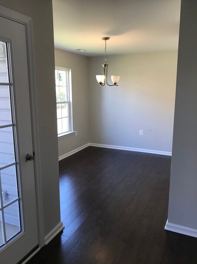 Comida - 6425 Richmond Hwy