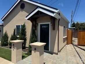 Building Photo - 1101 Cobb
