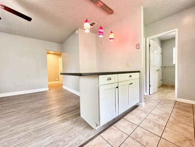 Building Photo - **Pre-Leasing for Summer 2026**  New and Improved 3 Bed 2 Bath Home