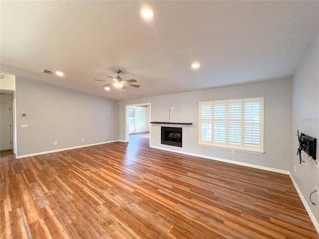 Foto del edificio - 7516 NW 36 Ave
