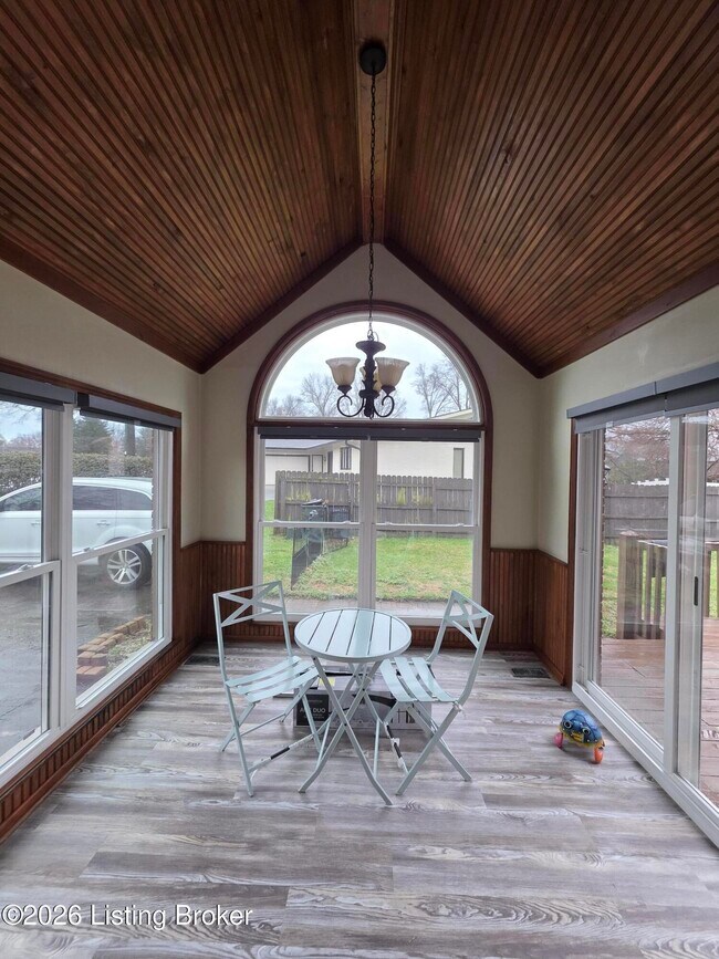 Foto del edificio - 8802 Nottingham Pkwy