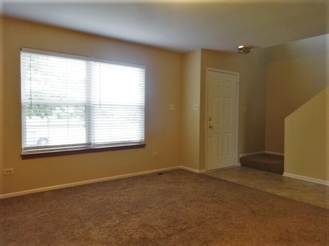 Building Photo - 26316 W Cricket Court