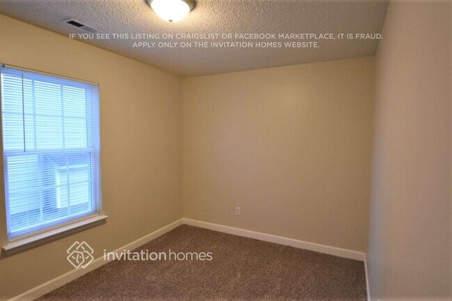 Foto del edificio - 2551 Captains Watch Rd NE