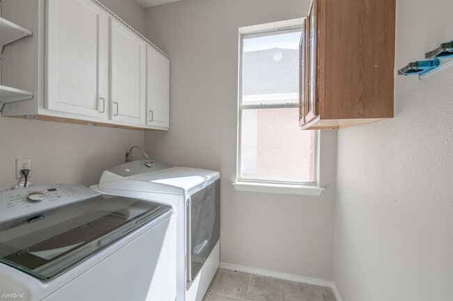 Foto del edificio - 3 br, 2.5 bath House - 1011 Gazania Drive