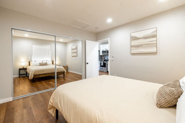 Foto del edificio - 4349 Oxford St