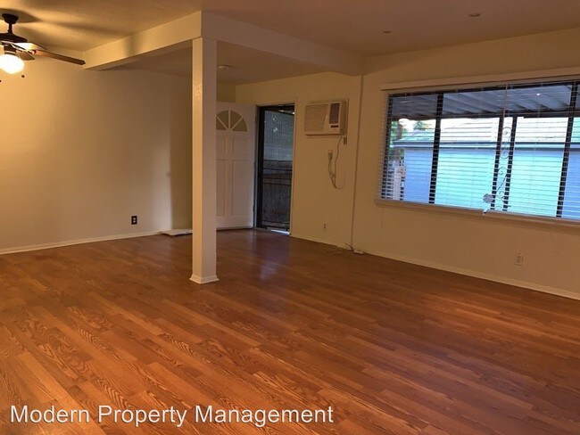 Building Photo - 3 br, 1 bath House - 19100 Welby Way