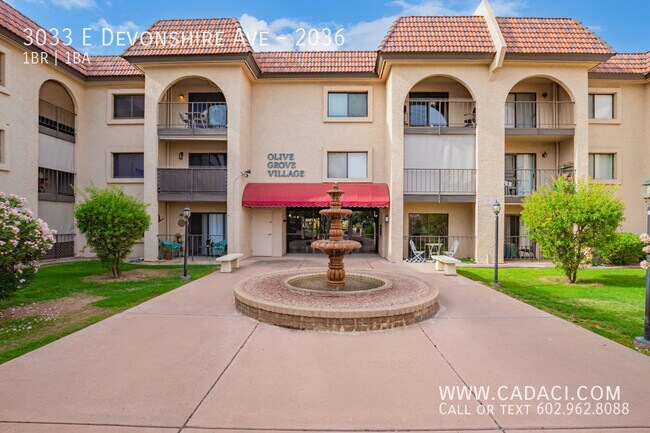 Photo - 3033 E Devonshire Ave Apartment