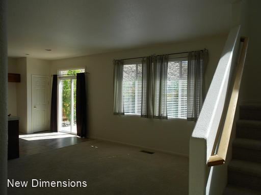 Building Photo - 4 br, 2.5 bath House - 2130 Sapphire Ridge...