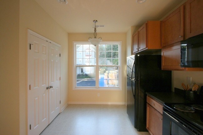 2464 N Berkshire Rd photo'