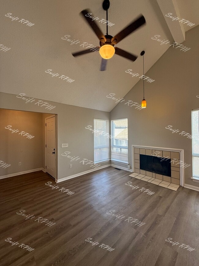 Building Photo - 8955 Hauser St