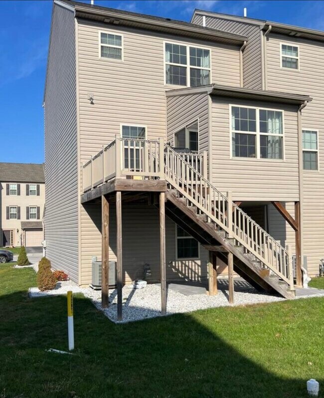 Foto del edificio - 130 Katelyn Dr