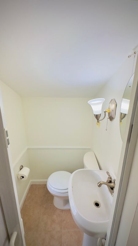 Foto del edificio - 2234 Fleet St