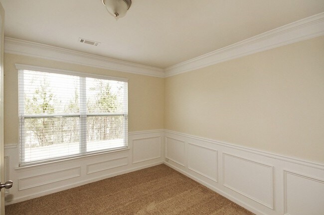 Building Photo - 4291 Ash Tree St