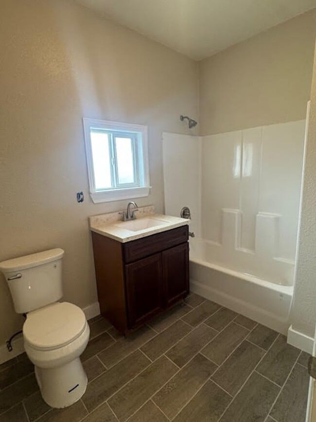 Foto del edificio - Modern 3 Bed, 2 Bath home