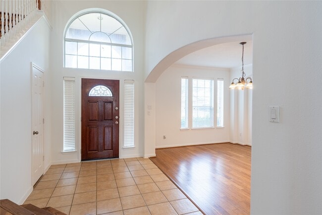 Foto del edificio - 2109 Auburn Shores Dr