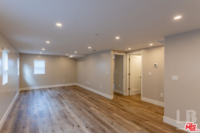 Foto del edificio - 564 Pearl St