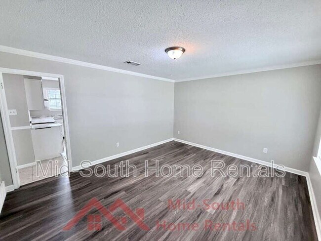 Foto del edificio - 2587 Wellons Ave
