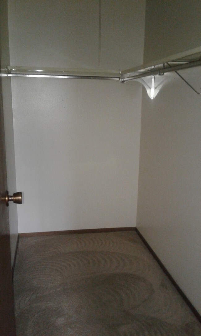 Foto del edificio - 715 Westridge Rd