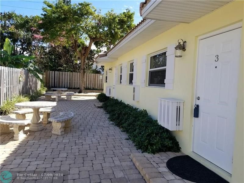 Primary Photo - 2920 N Ocean Blvd