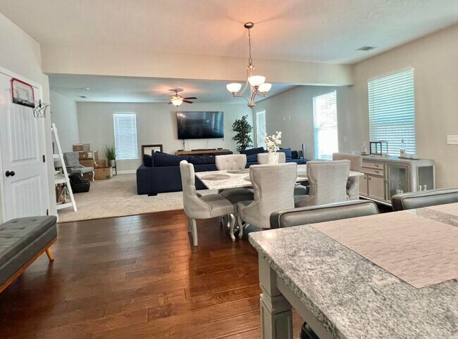 Foto del edificio - 3085 Margot Ln