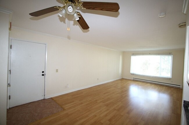 Building Photo - 1 Bed, 1 Bath Condo in West Anchorage!