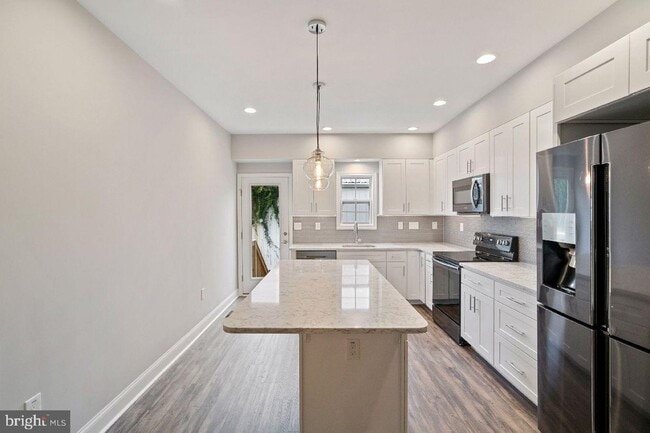 Photo - Gorgeous and Modern 3 Bedroom in Conshohocken House