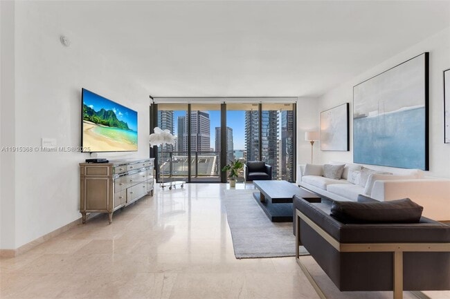 Foto del edificio - 88 SW 7th St