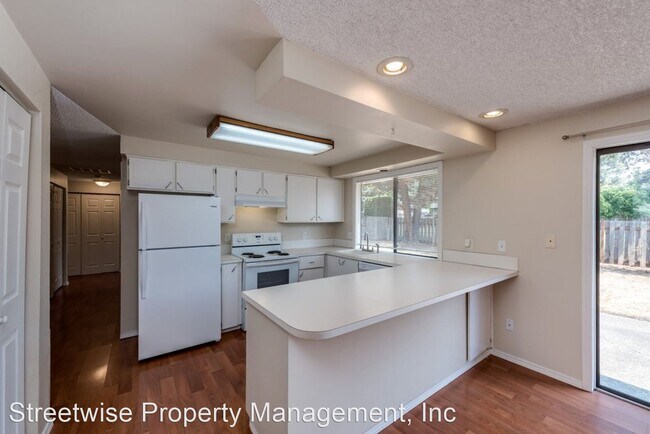 Building Photo - 3 br, 2 bath House - 1350 NW Lancashire Ct