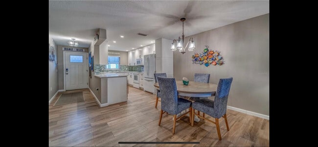 Building Photo - 4307 Gulf Dr