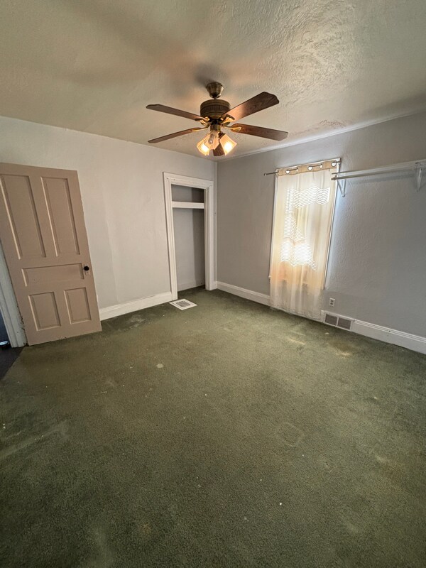 Foto del edificio - 611 N 3rd St