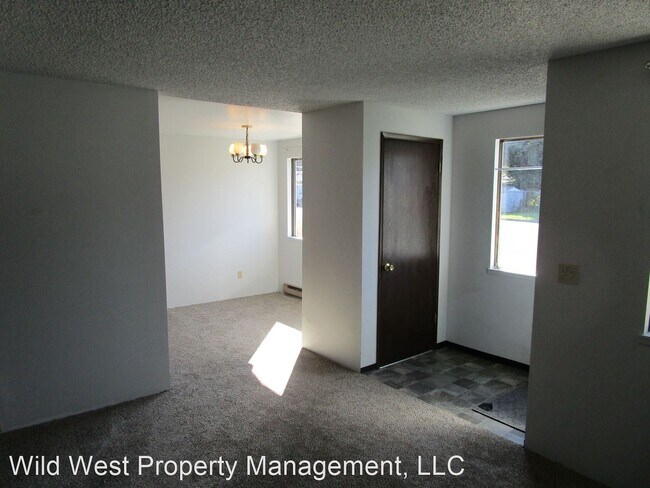 Building Photo - 2 br, 1 bath House - 107 SW 5th Street