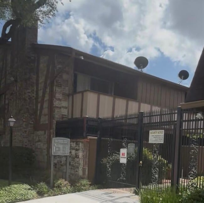 Foto del edificio - 2574 Marilee Ln