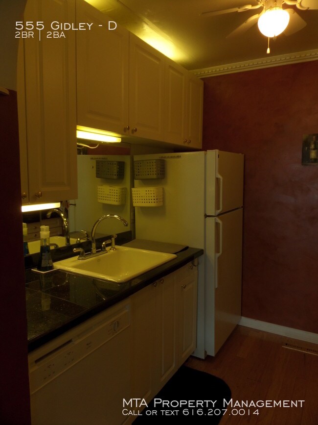 Building Photo - 555 Gidley Ave