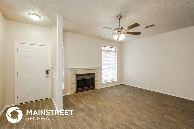 Foto del edificio - 1409 Hackamore St