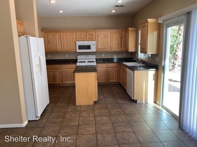 Building Photo - 4 br, 2.5 bath House - 4225 Capri Canyon Ct