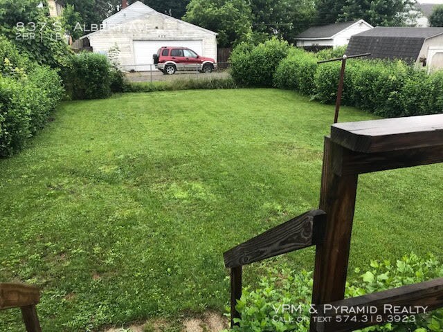 Building Photo - FOR RENT!! Cute 2 Bedroom Coming in July!!