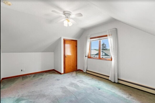 Building Photo - 144 W Adams St