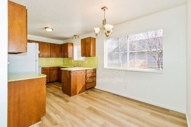 Photo - 35 E 400 N Townhome