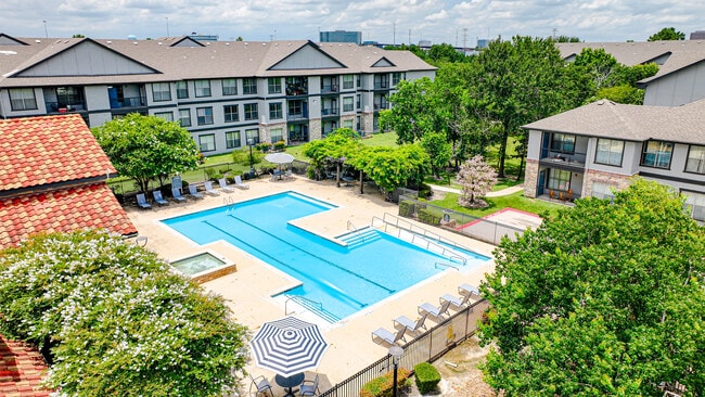 Exterior - Life at Brighton Estates