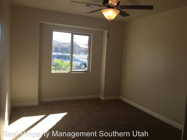 Building Photo - 3 br, 2 bath House - 1012 W Las Colinas