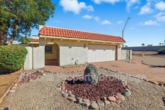 Building Photo - 2192 E Balboa Dr