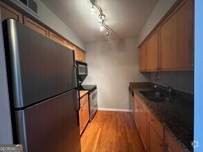Building Photo - 1150 Collier Rd NW