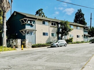 Building Photo - 26110 Cayuga Ave
