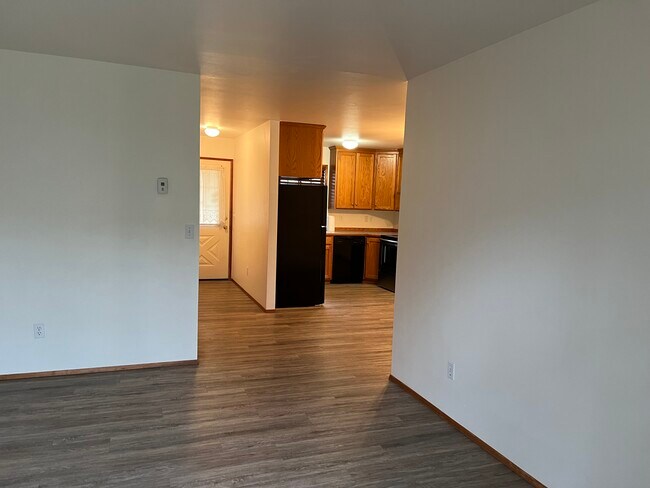 Building Photo - 1103 Colena St