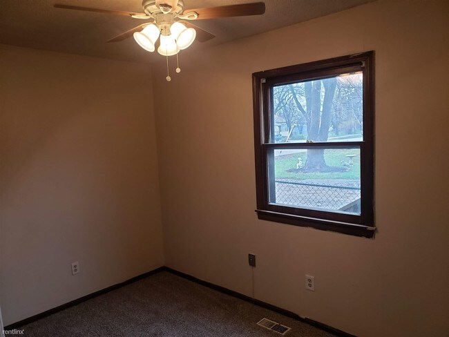 Building Photo - 2 br, 1 bath Apartment - 318 Ames Street 1