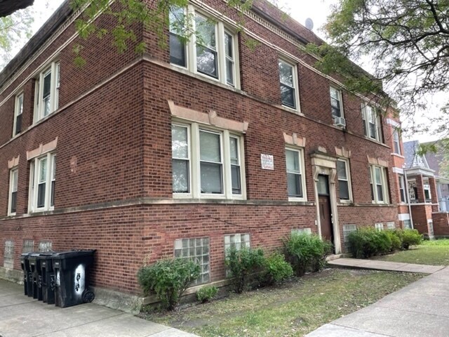 Primary Photo - 1237 W Marquette Rd