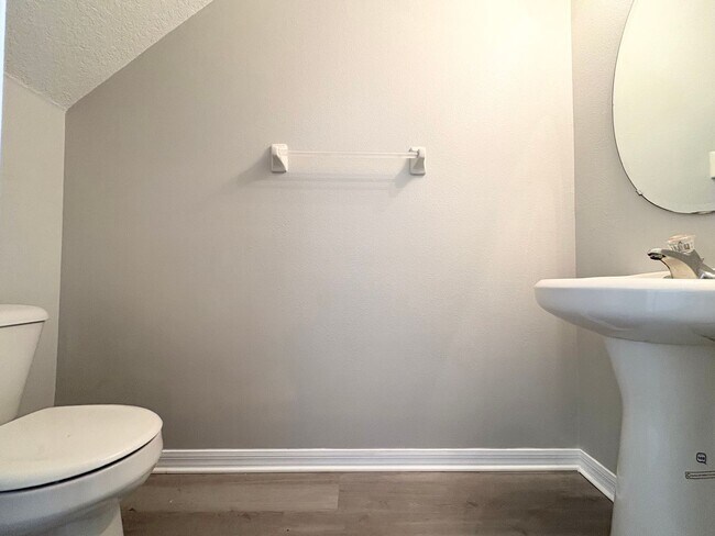 Foto del edificio - Huge 3BR Winter Springs Townhouse ~ Gated Community ~ Pool ~ Great Schools!