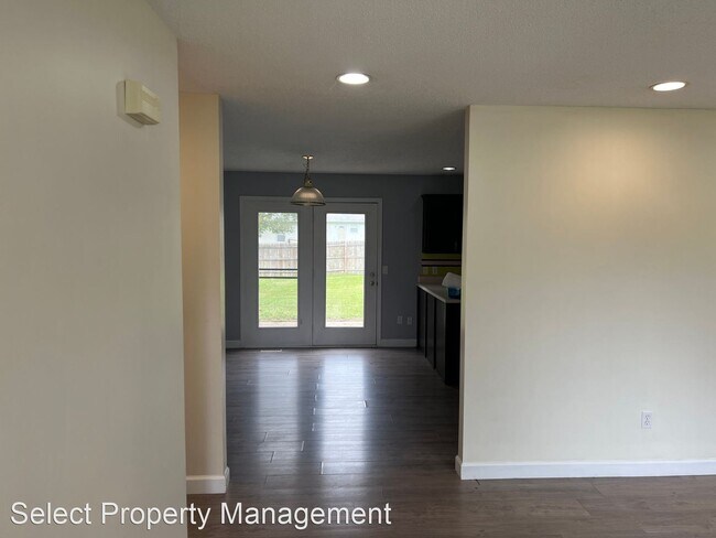 Building Photo - 3 br, 1 bath House - 4130 Westbury Drive
