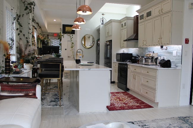 Building Photo - 1731 21st St NW